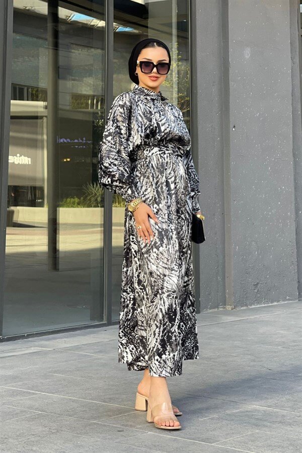 Fırça Desen Elbise-SİYAH, Fiyatları Katkat Cotton Elbise-PEMBE – Haza Moda | Tesettür Giyim 