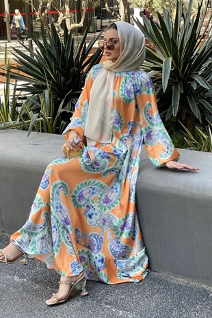 Şal Desen Elbise-ORANJ, Fiyatları Katkat Cotton Elbise-PEMBE – Haza Moda | Tesettür Giyim 